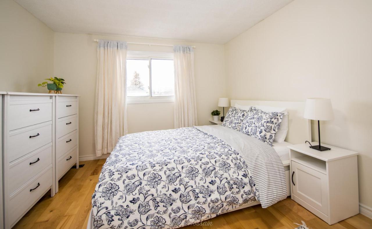 Modern Bright Cozy 3Bed 3Bath Vacation House In Ajax, Greater Toronto Area Gta, On, Canada Exterior foto